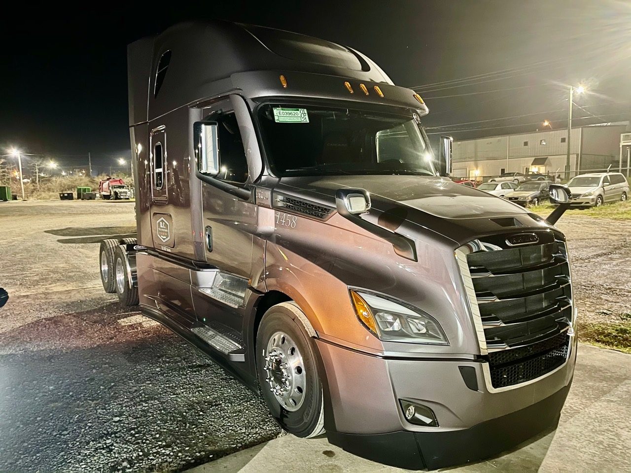 R.C. Transport truck and dry van equipment