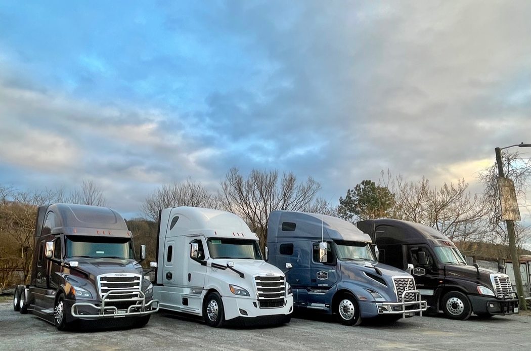 R.C. Transport truck and dry van equipment