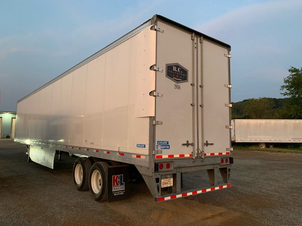 R.C. Transport truck and dry van equipment